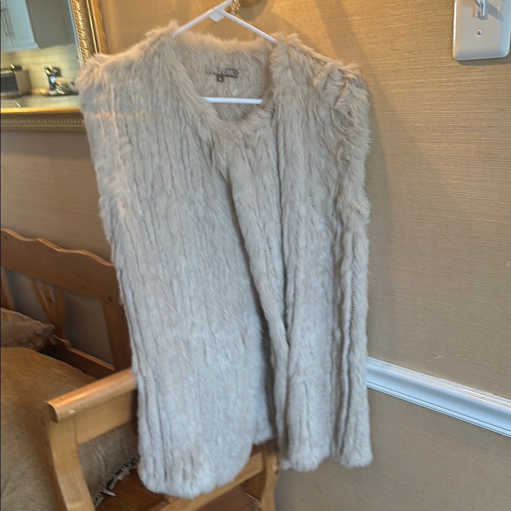 Dolce Cabo Women's Knit Fox and Rabbit Vest
